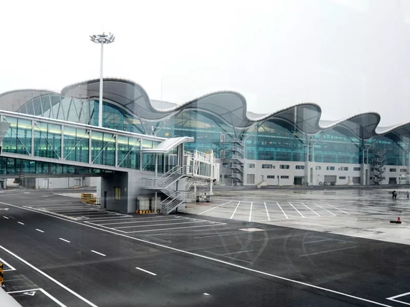 Edificiu di Struttura d'Armata Contea di l'aeroportu