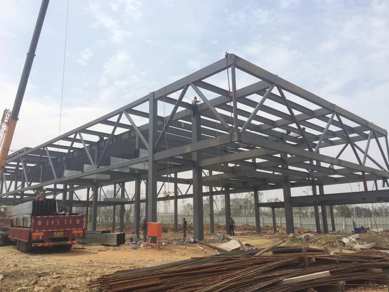 Custruzione di a Steel Frame